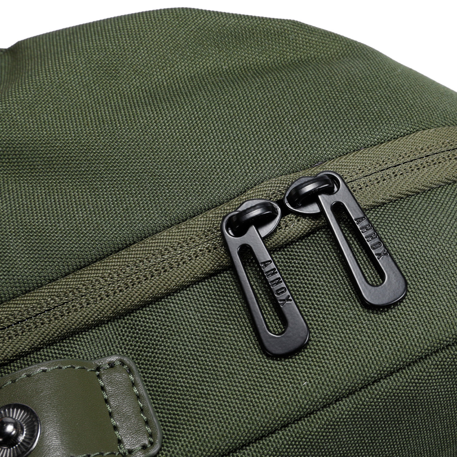 Annox Ecosmart Sling Bag – Waterafstotende tas van gerecycled materiaal voor step, skateboard en rolschaatsen
