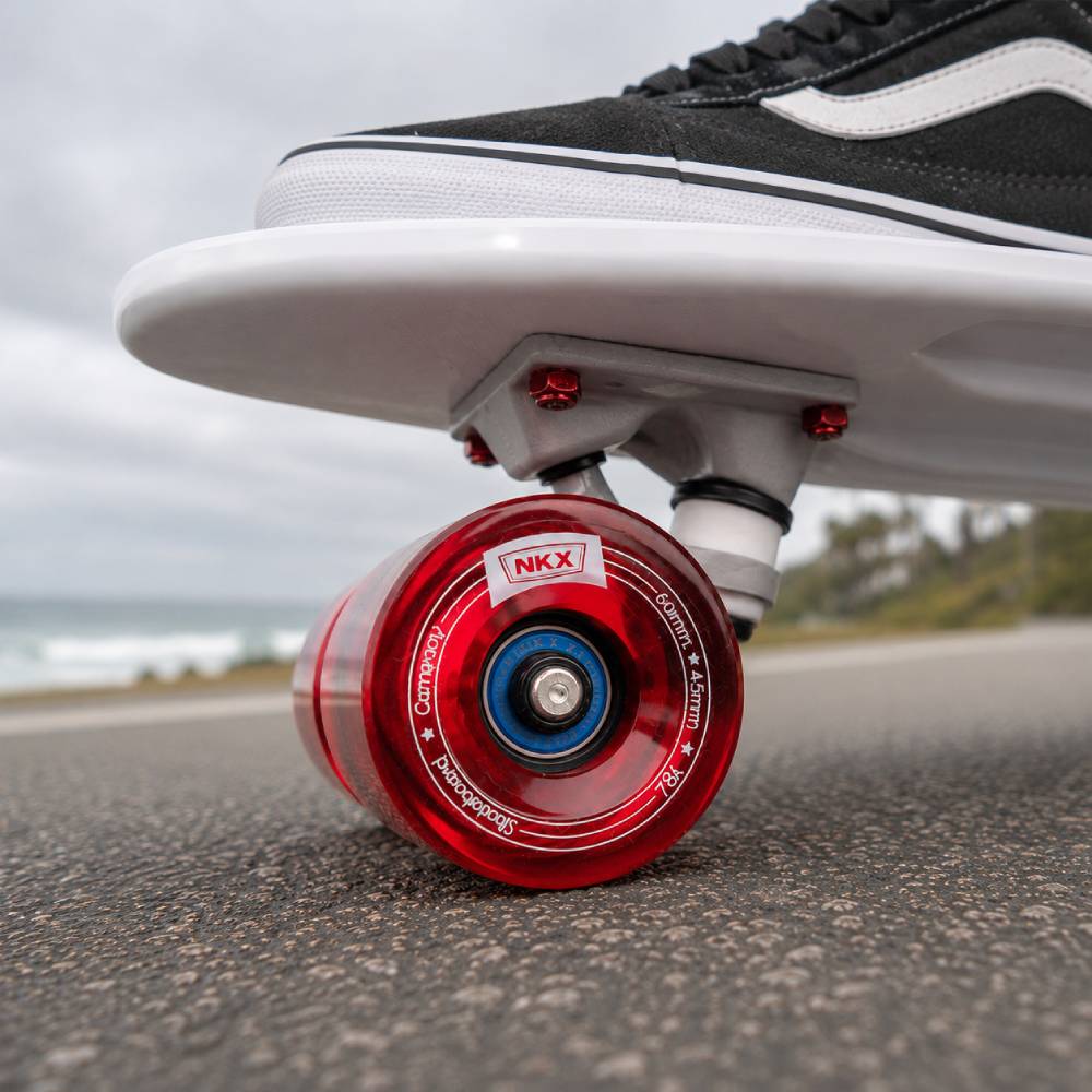 NKX Deluxe Skateboard 22"