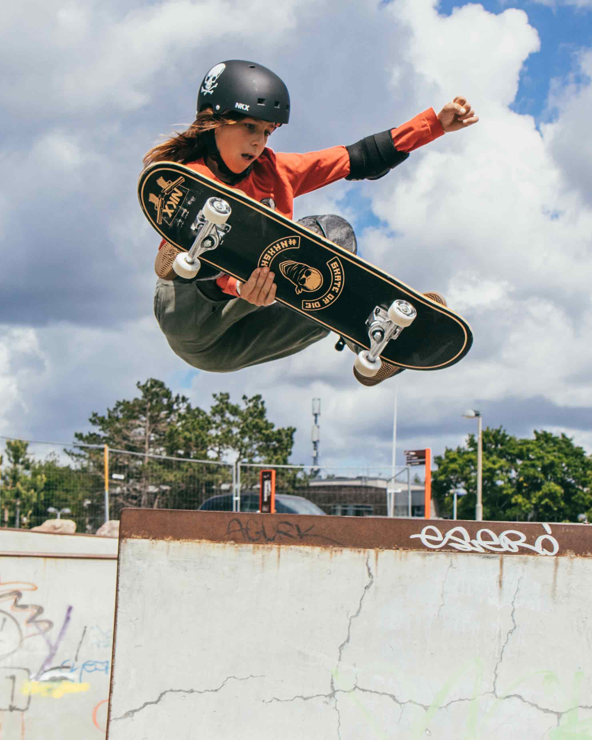 NKX Skate Or Die Skateboard