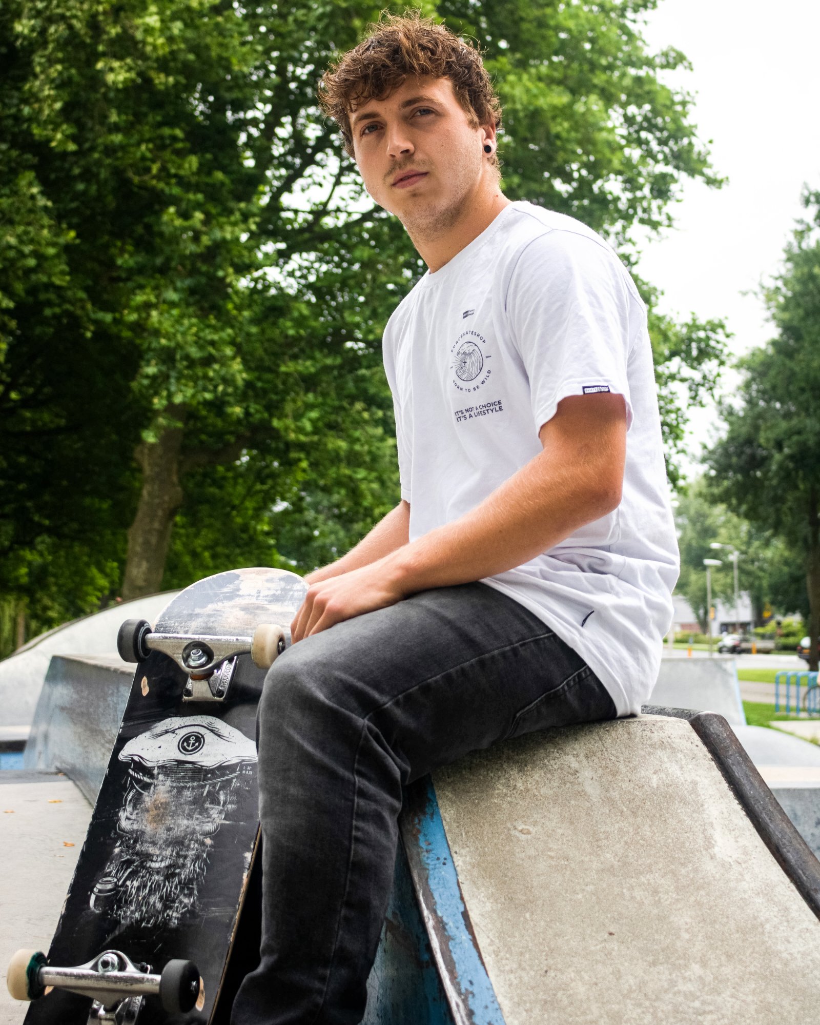 NKX Skateboard 8.25