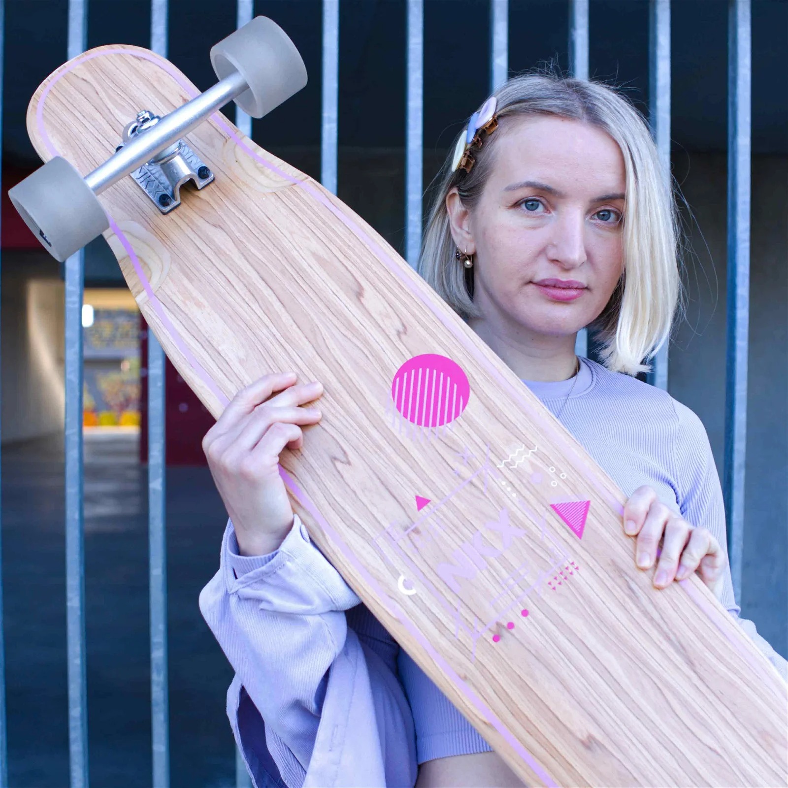 NKX Geometric Dancing Longboard