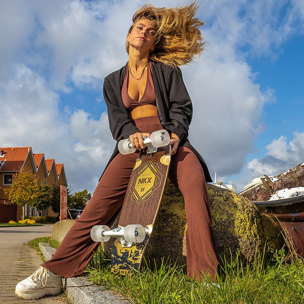 NKX Buzz Surfskate