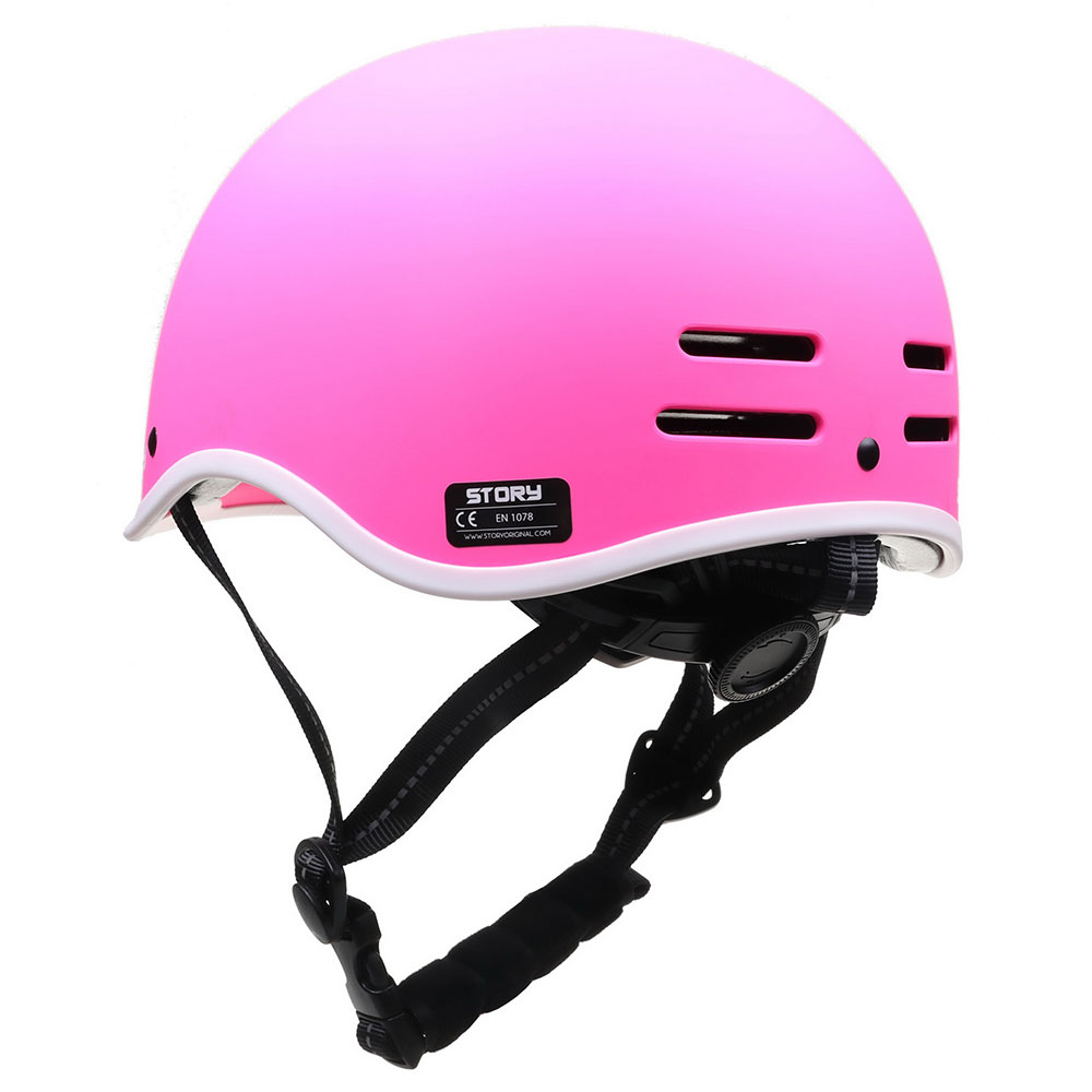 Story Retro Certified Helm
