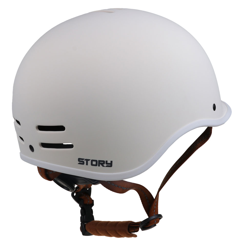 Story Retro Certified Helm