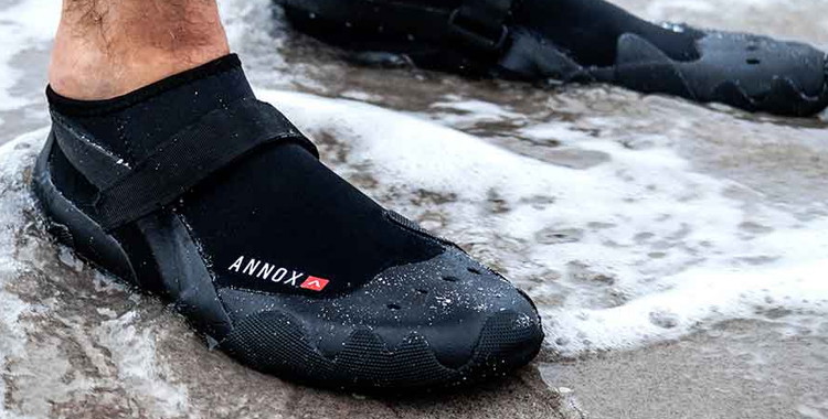 Neopreen schoenen voor winterbaden